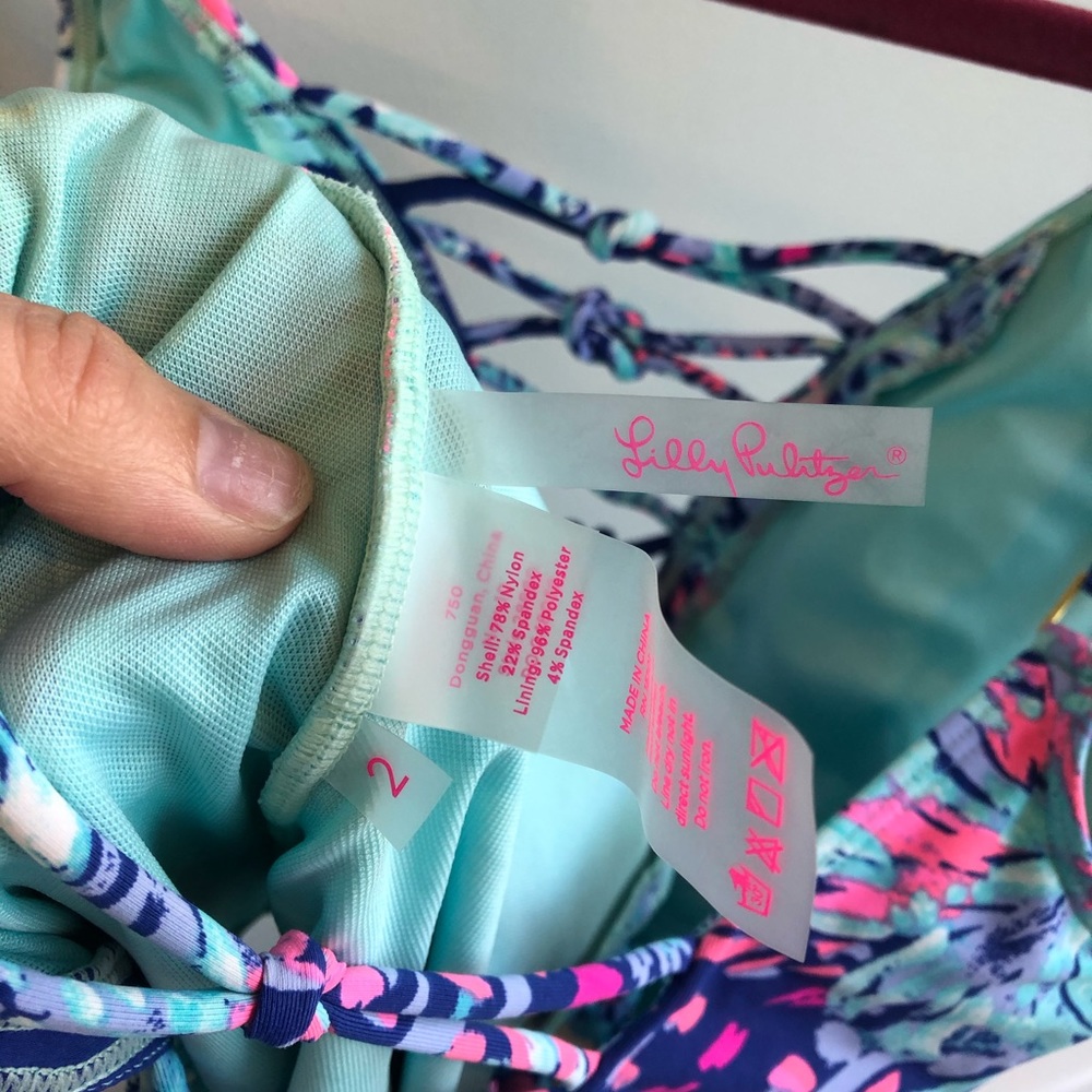 SOLD Lilly Pulitzer Isle Lattice One Piece Swim - Picture 6 of 6